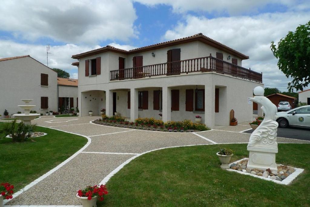 Chambres D'Hotes Mazurier Cozes Exterior photo